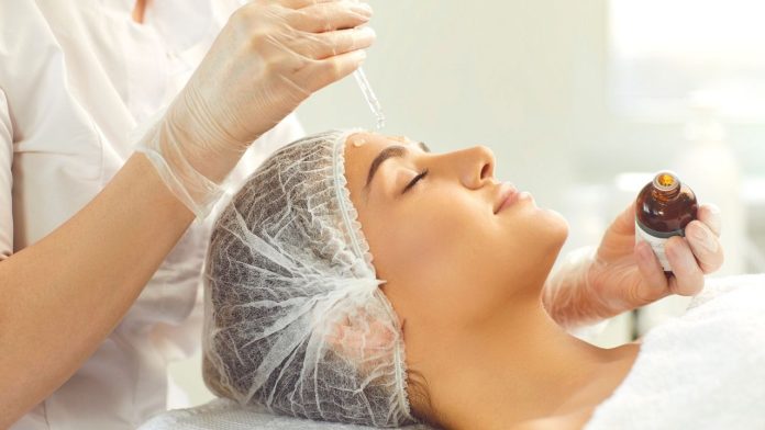 apply face serums apply face serums