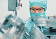 Industry 4.0 in Pharma: Shaping the Future of Digital Manufacturing Industry 4.0 in Pharma Shaping the Future of Digital Manufacturing