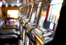 Tips Aman Main Slot Online: Cara Menghindari Situs Judi Slot yang Tidak Terpercaya